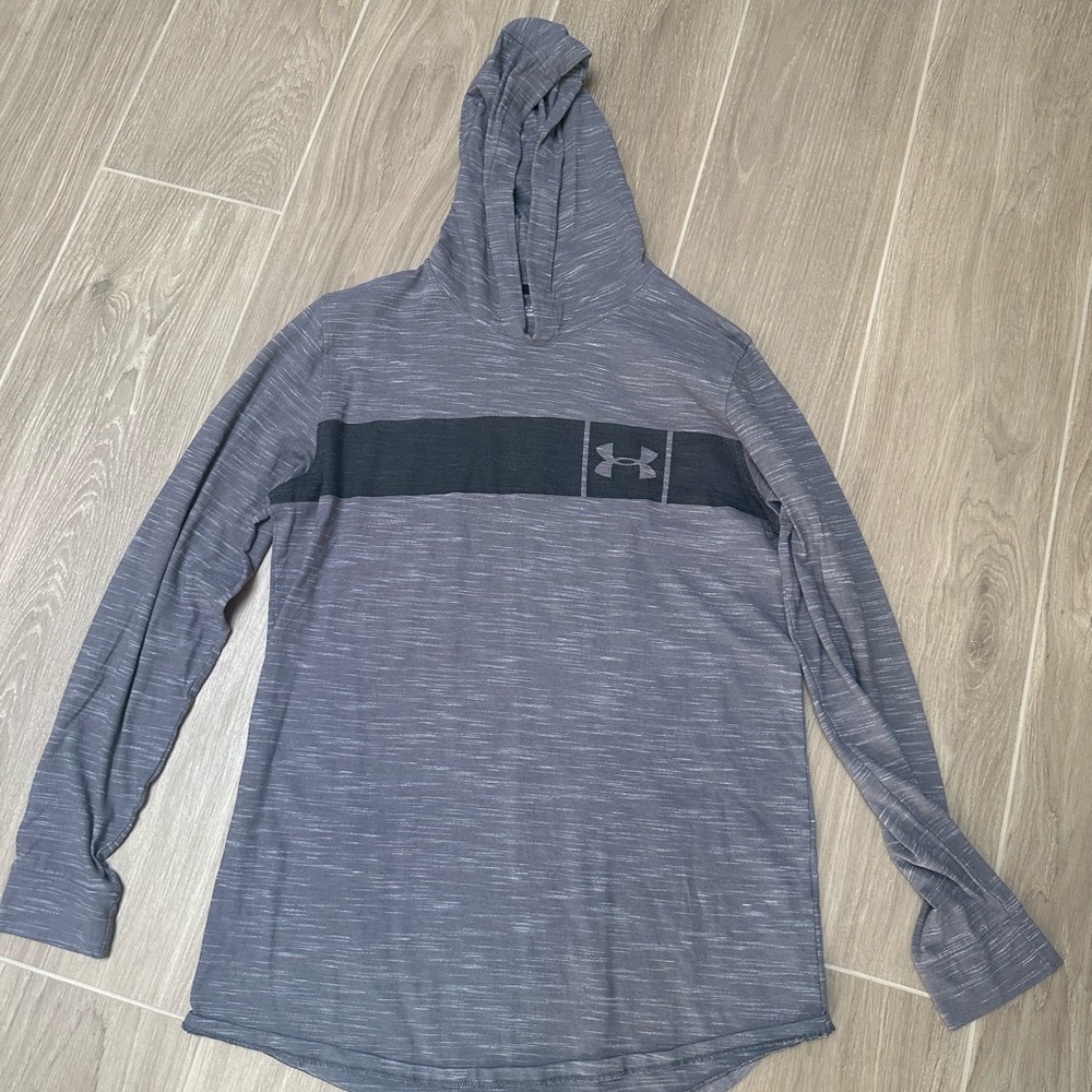 Under armour light weight hoodie large